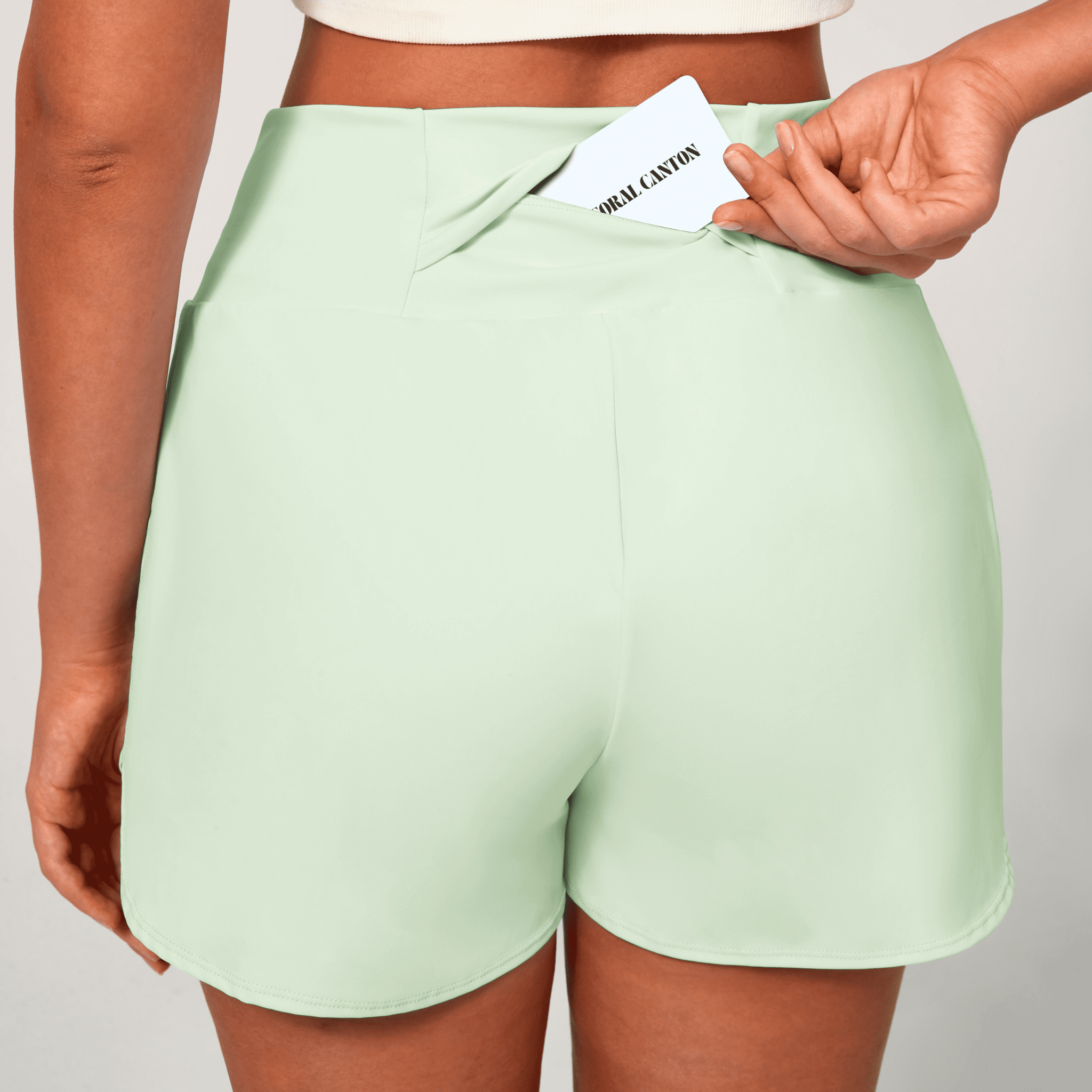 Super High Waisted Back Pocket & Side Hidden Pocket 2-in-1 Yoga Shorts 5''